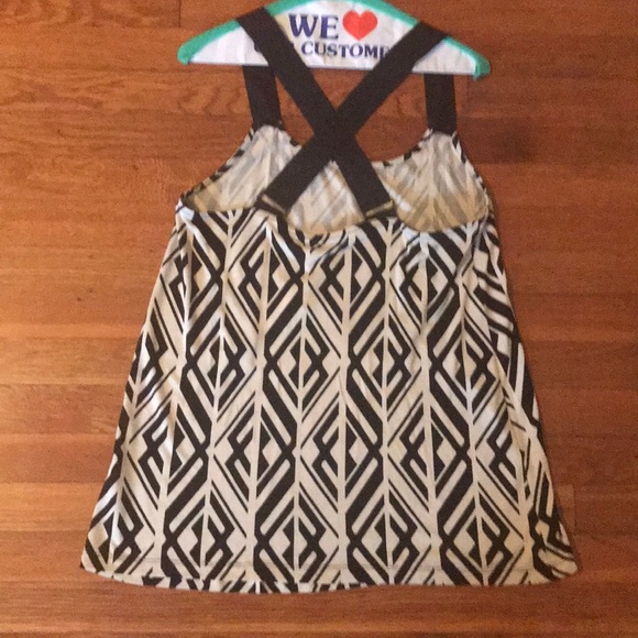 Banana Republic flowy geometric print tank top - Picture 2 of 3